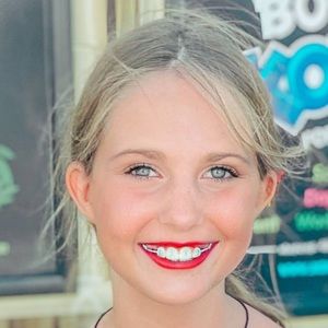 Meet your Posher, Liv🤪